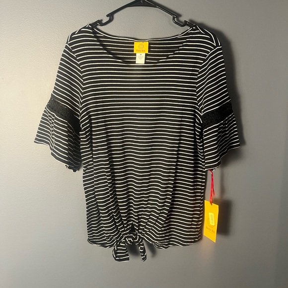 Ruby Rd Women’s Striped Tie-Front Top – Size M (New with Tags) - Picture 3 of 9